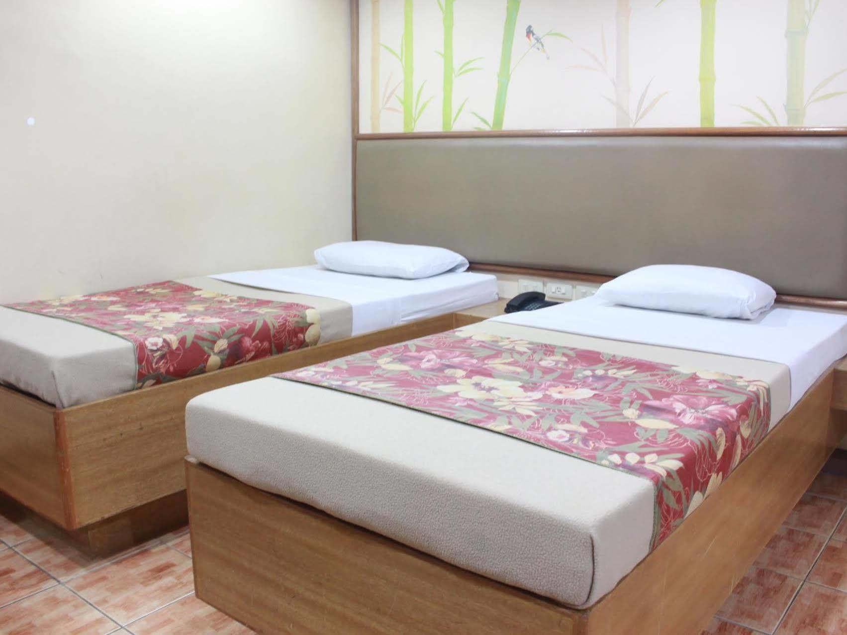 Pinoy Pamilya Hotel Pasay Eksteriør bilde